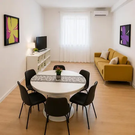 Appartement In The Route *